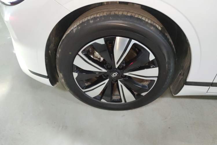 Used CHANGAN NEVO A07 2025 Blue Whale Range-Extending Model 140 Elite Version Left Front Wheel Hub