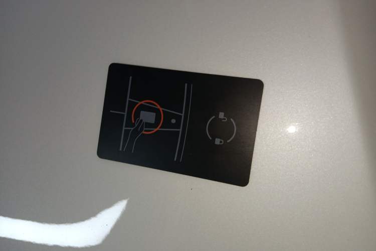 Used Tesla Model 3 2019 Standard Range Rear-Drive Upgraded Version
