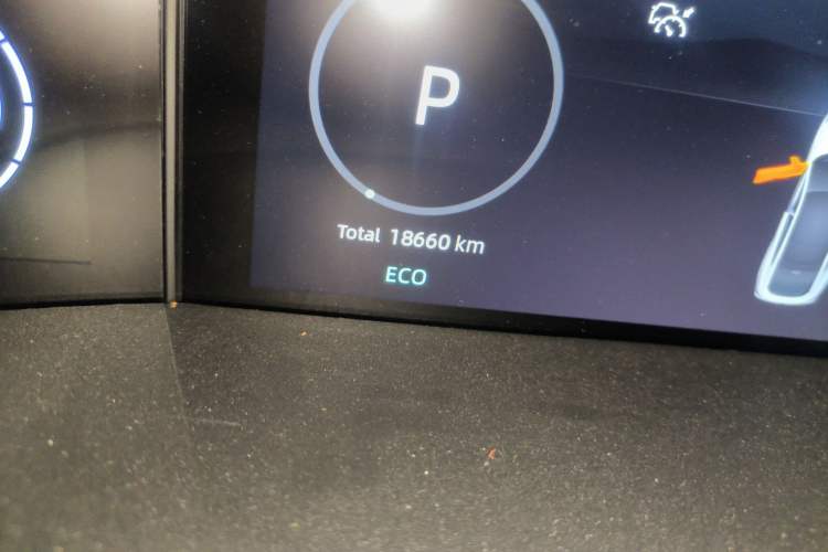 Used Changan UNI-V 2022 1.5T Prestige Version
