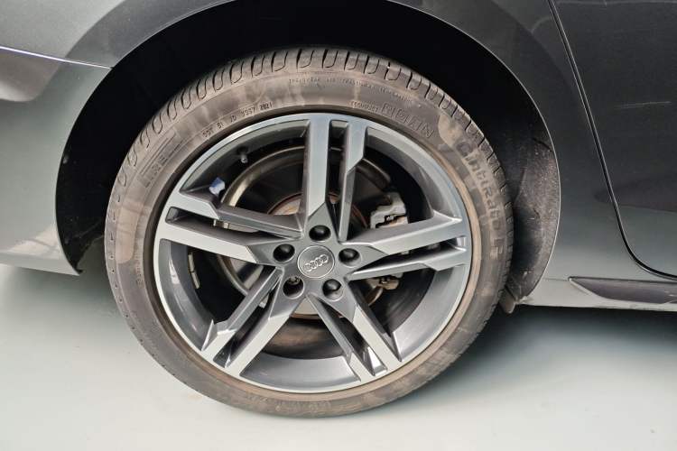 Used Audi A4L 2020 40 TFSI Fashion Dynamic Model
