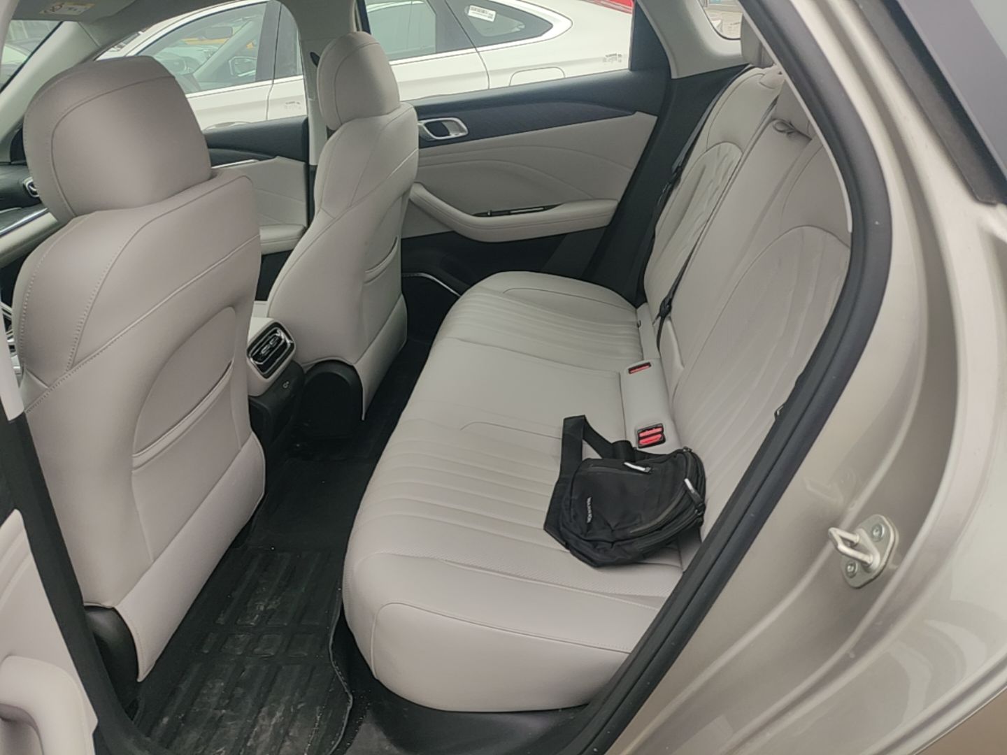Geely Galaxy Stellar 6 2026 Model 125km Exploration+ Edition — снимка 20