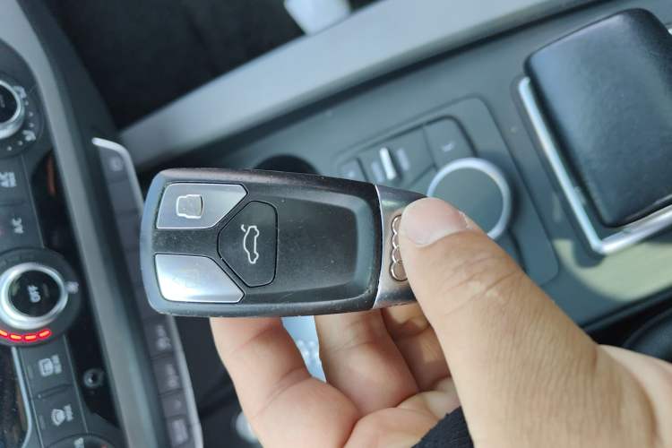 Used Audi A4L 2017 40 TFSI Ambition Edition