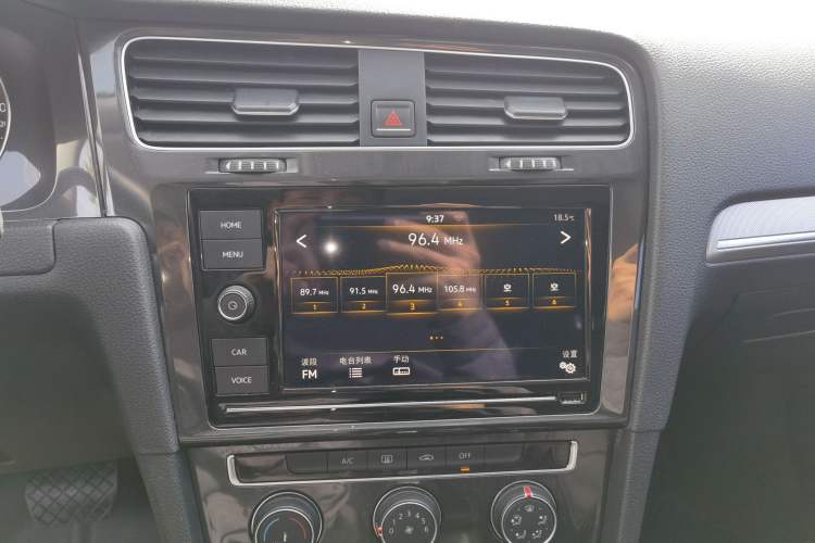 Used Volkswagen Golf 2019 280TSI DSG Comfort Version China VI Standard Audio And AC Panel