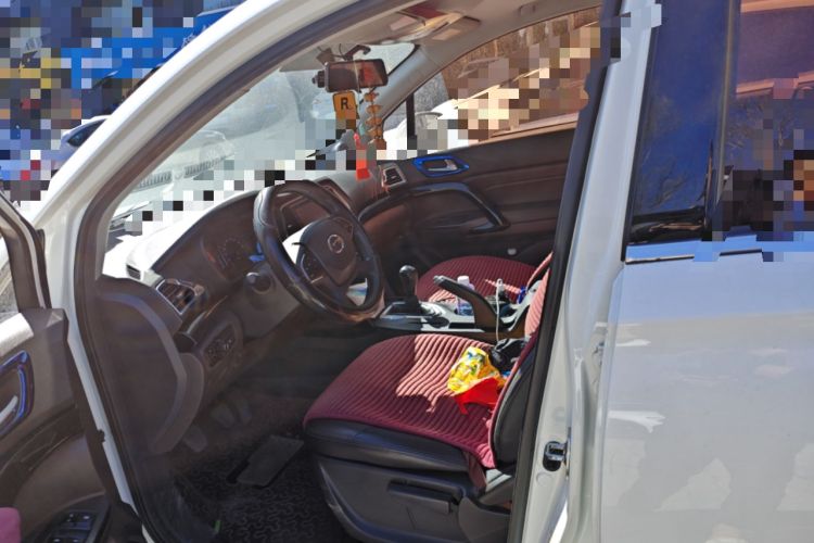 Used GAC Trumpchi GS4 2017 200T Manual Two-Wheel Drive Elite Edition Left Front Seat