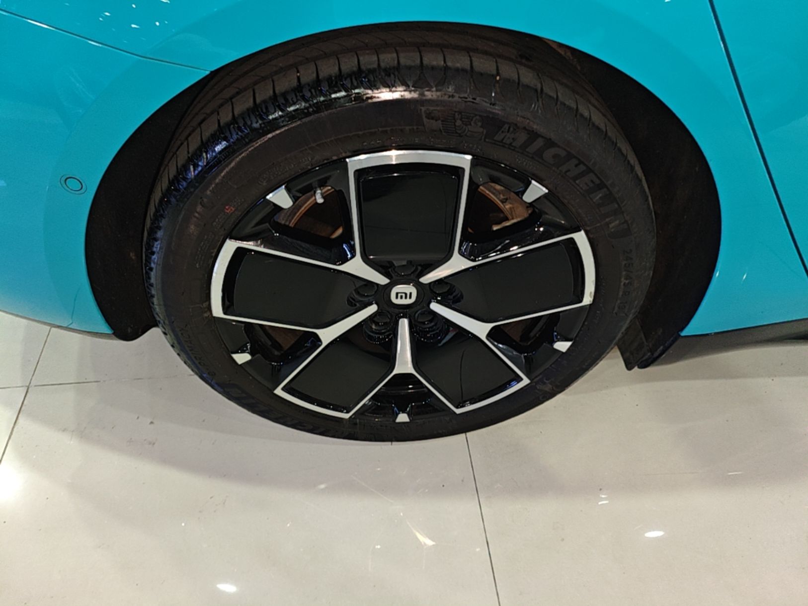 Xiaomi Auto SU7 2024 Rear-Drive Long-Range Intelligent Driving Version — снимка 11