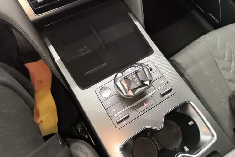 Used BYD Song L DM-i 2025 Intelligent Driving Version 160 km Beyond-Range Type