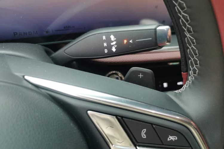 Used Buick Envision 2025 Encore Plus 28T Two-Wheel-Drive Platinum Edition