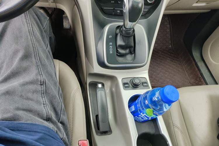 Used Ford Kuga 2013 2.0L GTDi Four-Wheel-Drive Elite Model
