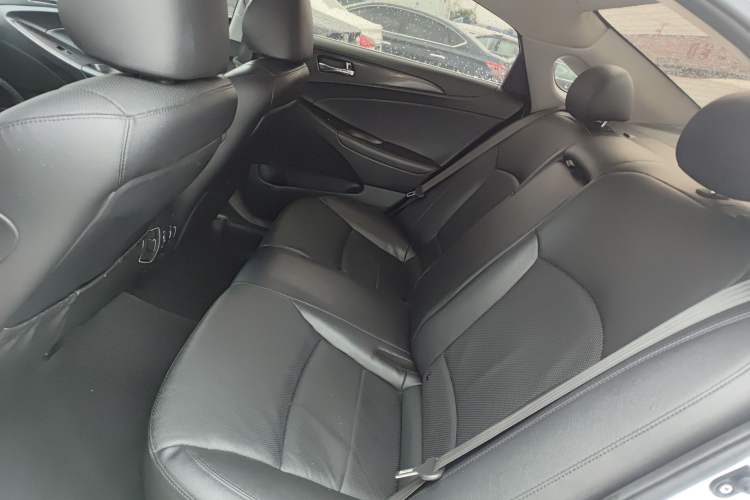 Used Hyundai Sonata 2014 2.0L Automatic Luxury Edition