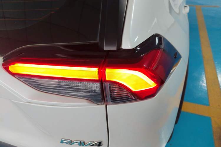 Used Toyota RAV4 2022 2.0L CVT Two-Wheel Drive Urban Edition Exterior 3