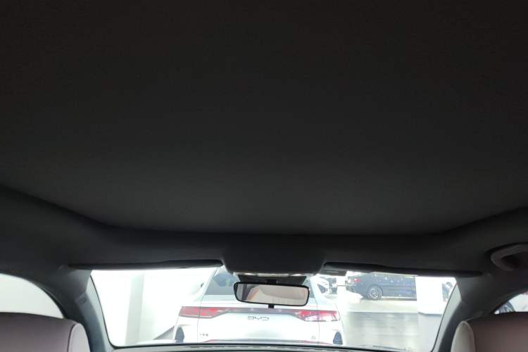 Used BYD Song Pro New Energy 2024 HONOR Edition DM-i 110KM Beyond Model Headliner