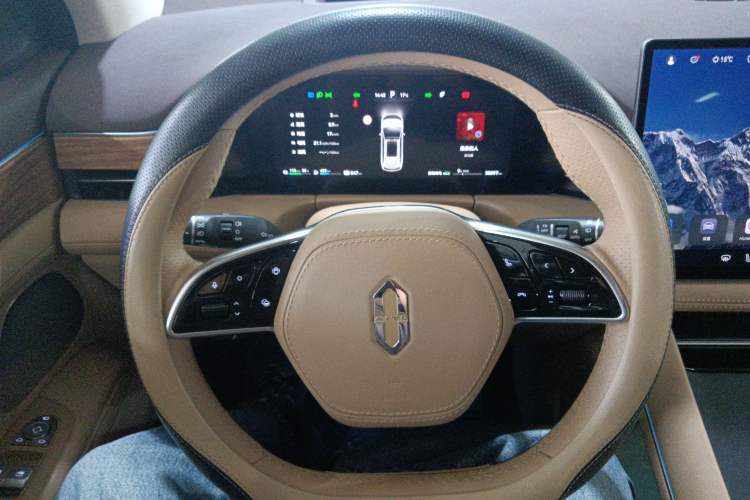 Used Hima AITO M7 2024 1.5T Intelligent Driving 4WD Ultra Version 6 Seats