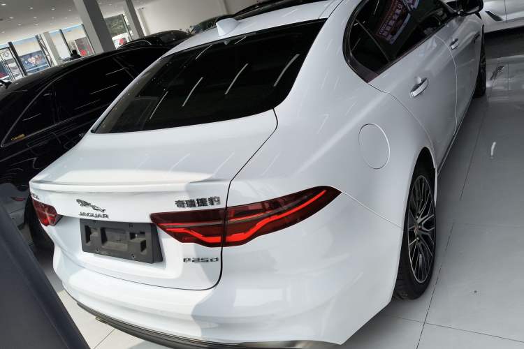 Used Jaguar XEL 2021 2.0T 250 PS S Progressive Elegance Edition