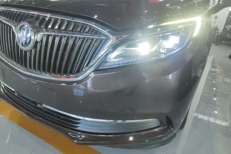 Used Buick GL8 2017 ES 28T Premium Version China V Standard
