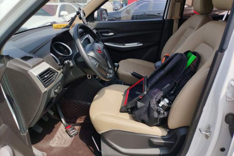 Used Wuling Hongguang 2021 1.5L Facelifted S Comfort Version with Electric Power Steering LAR
