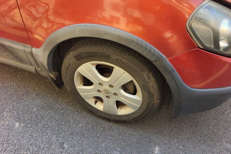 Used Suzuki SX4 2012 1.6L Automatic Ruiqi Model Right Front Wheel Hub