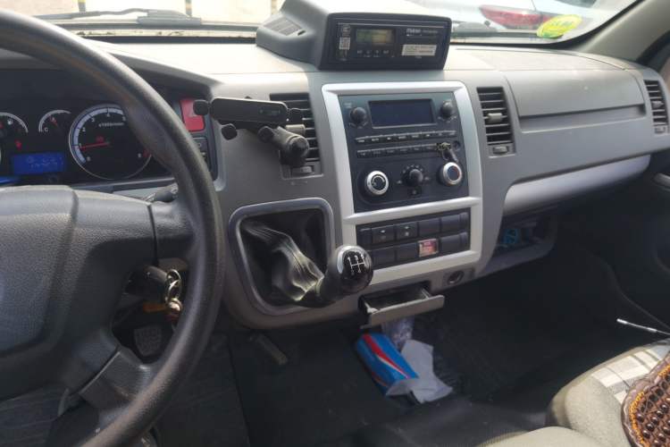 Used Foton Scenic G7 2020 2.4L Commercial Version Long Wheelbase High-Roof 10-Seater Bus China VI Emission Standard 4K22D4M Audio And AC Panel