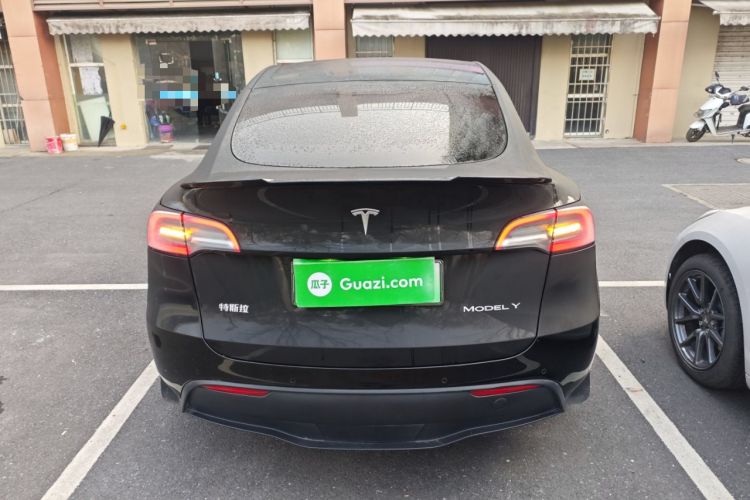 Used Tesla Model Y 2021 Long-Range All-Wheel-Drive Version