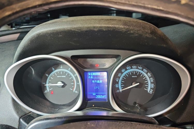 Used GAC Trumpchi GS5 2013 2.0L Manual Two-Wheel Drive Special Edition in Light Interior
