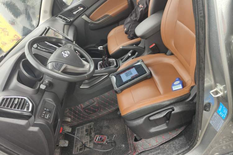 Used CHANGAN OSHAN CX70 2016 1.6L Manual Luxury Model Left Front Seat