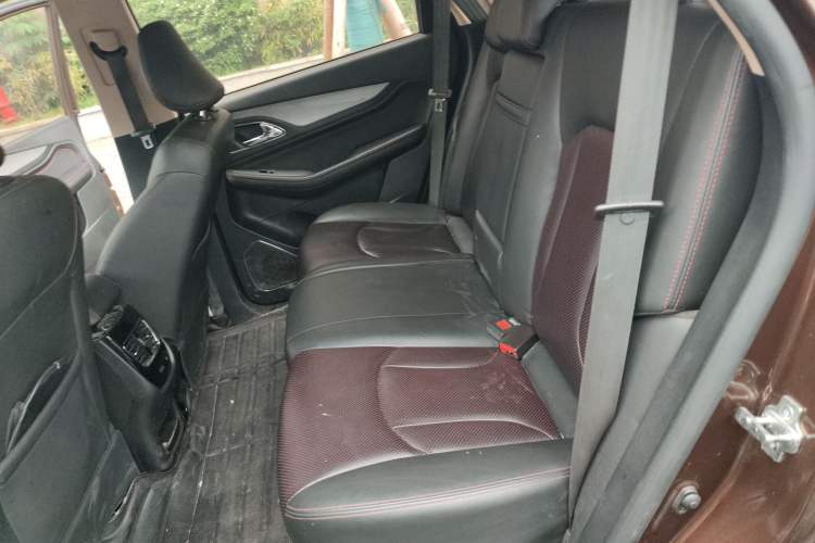 Used Baojun 560 2016 1.5T Manual Luxury Model