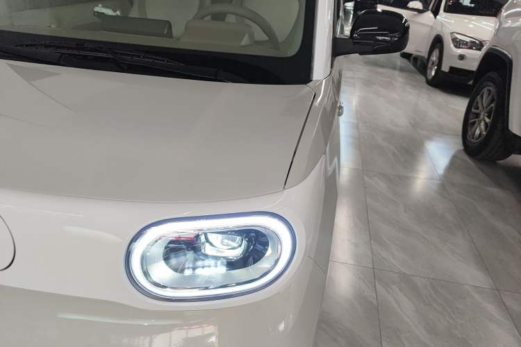 Used Wuling Hongguang MINIEV 2024 3rd Generation 215km Youth Edition