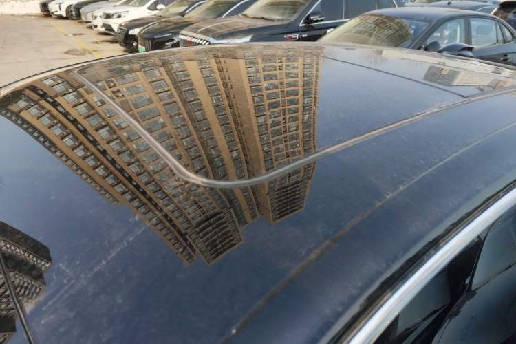 Used Hongqi H9 2023 2.0T Smart Connect Flagship Edition
