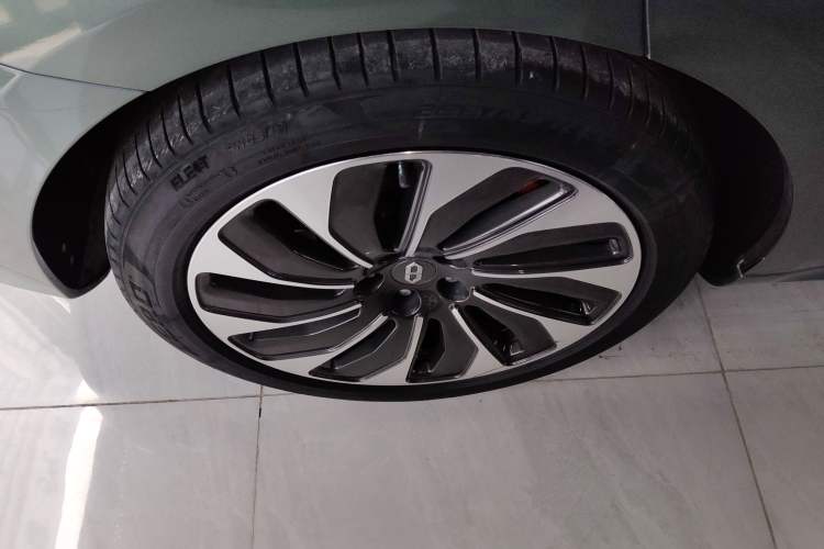 Used Hima AITO M5 2022 Extended-Range Four-Wheel Drive Performance Version Exterior 5