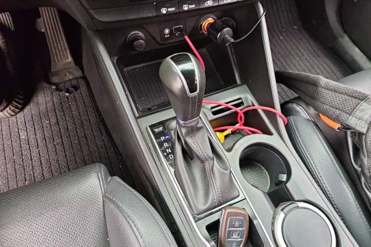 Used Hyundai Tucson 2018 1.6T Dual-Clutch Two-Wheel Drive 15th Anniversary Special Edition Gear Lever