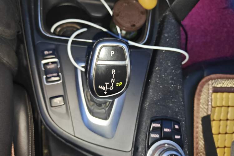 Used BMW 3 Series 2013 320Li Fashion Design Package Gear Lever