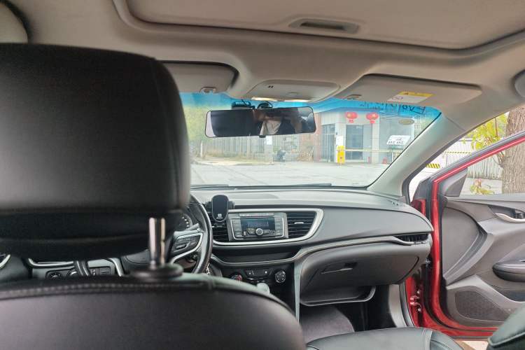 Used Buick GT 2018 18T Automatic Elite Model
