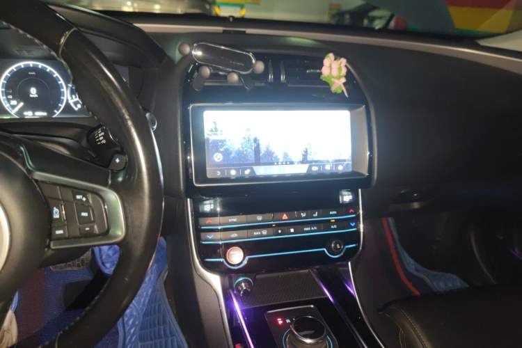 Used Jaguar XEL 2019 2.0T 200 PS Deluxe Edition
