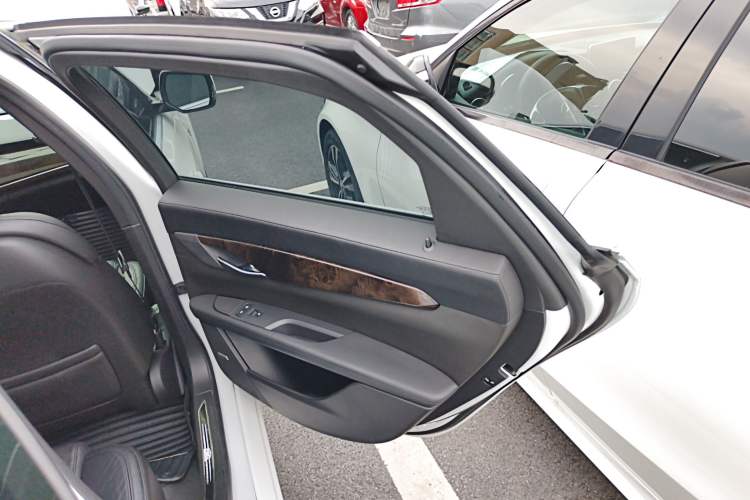 Used Cadillac CT6 2017 28T Luxury Model