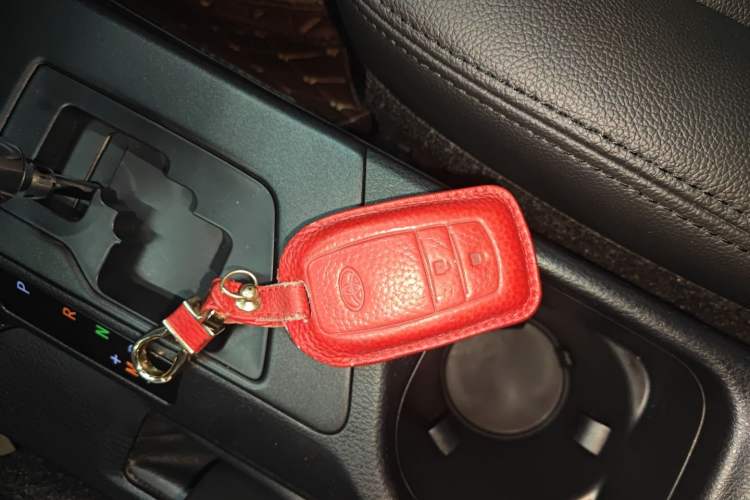 Used Toyota RAV4 2016 2.0L CVT Two-Wheel Drive Comfort Edition China V Standard