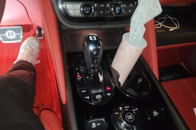 Used Bentley Bentayga Plug-in Hybrid 2021 3.0T PHEV Gear Lever