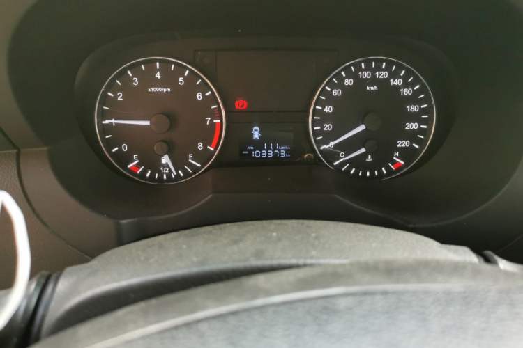 Used JAC Refine M3 2015 Maker Edition 1.6L Luxury Smart Version