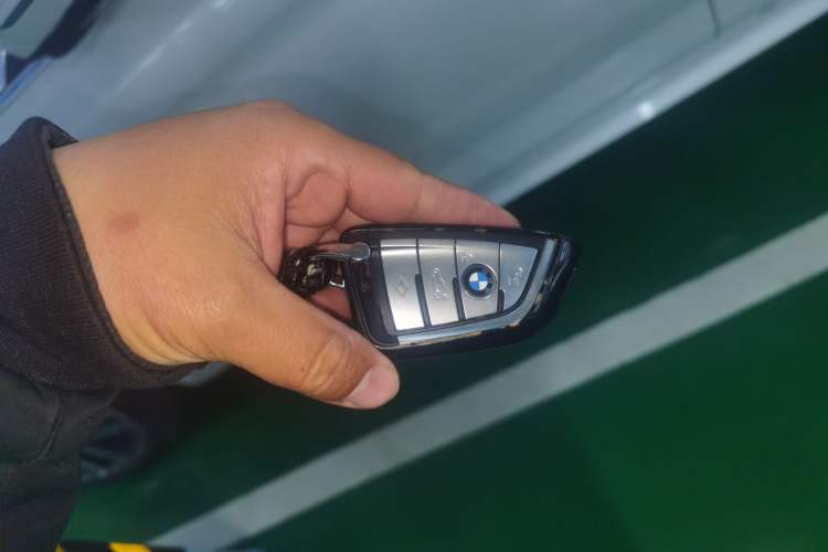 Used BMW 5 Series New Energy 2022 Updated Version 535Le Luxury Package Interior 1