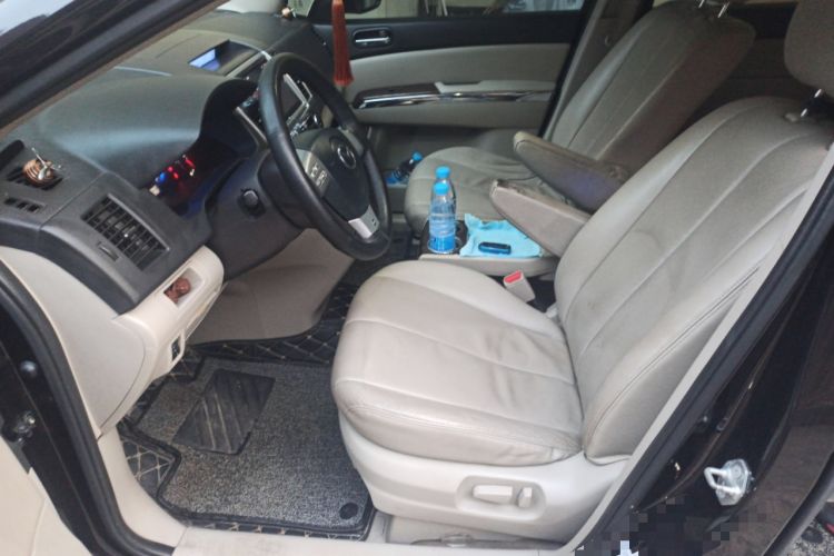 Used Mazda 8 2013 2.5L Deluxe Edition
