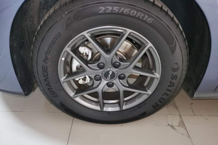 Used BYD Seal 06 New Energy 2024 DM-i 80KM Luxury Model Exterior 4