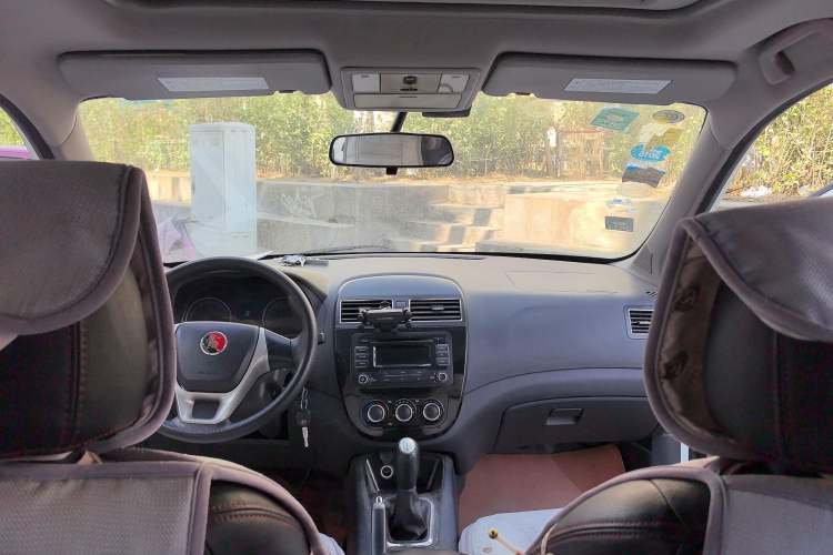 Used FORTHING Joyear X5 2013 1.6L Manual Luxury Model China V Standard