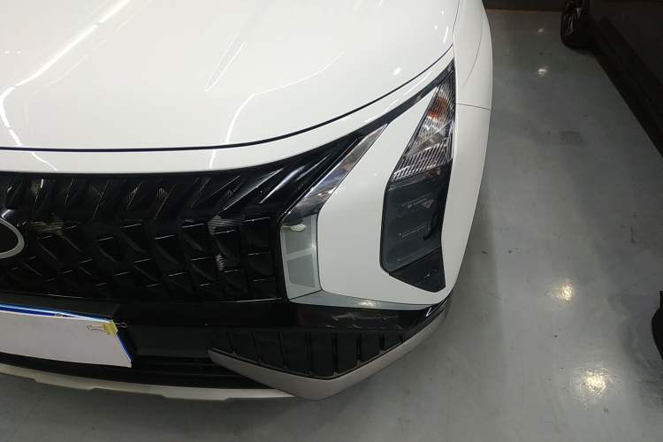 Used Hyundai ix35 2023 Musso 2.0L Deluxe Edition DLX
