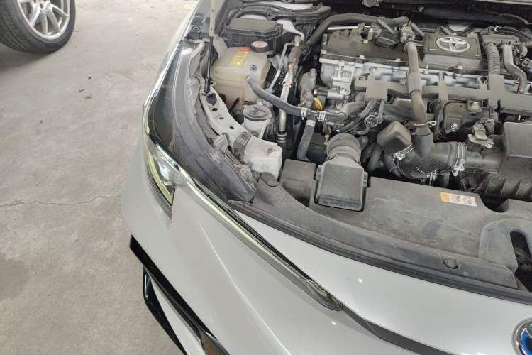 Used Toyota Levin 2019 Dual-Engine 1.8H E-CVT Sport Edition China VI Standard Right Front Headlight