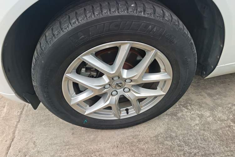 Used Volvo XC60 2019 T5 4x4 Smart Edition China V Standard