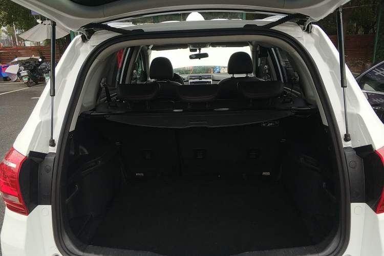 Used Haval H6 2015 Sport Edition 1.5T Automatic Two-Wheel Drive Luxury Model
