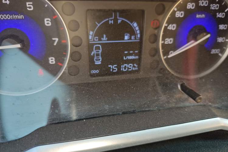 Used Dongfeng Aeolus AX3 2016 1.5L Manual Shangkue Model
