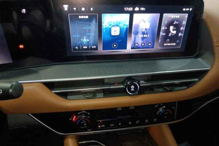 Used Nissan Pathfinder 2024 380 VC-TURBO Four-Wheel Drive Intelligent Driving Version 7 Seats Audio And AC Panel