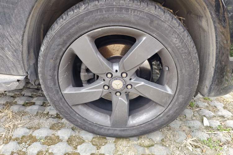 Used Mercedes-Benz GLK-Class 2013 GLK 300 4MATIC Dynamic Sunroof Model
