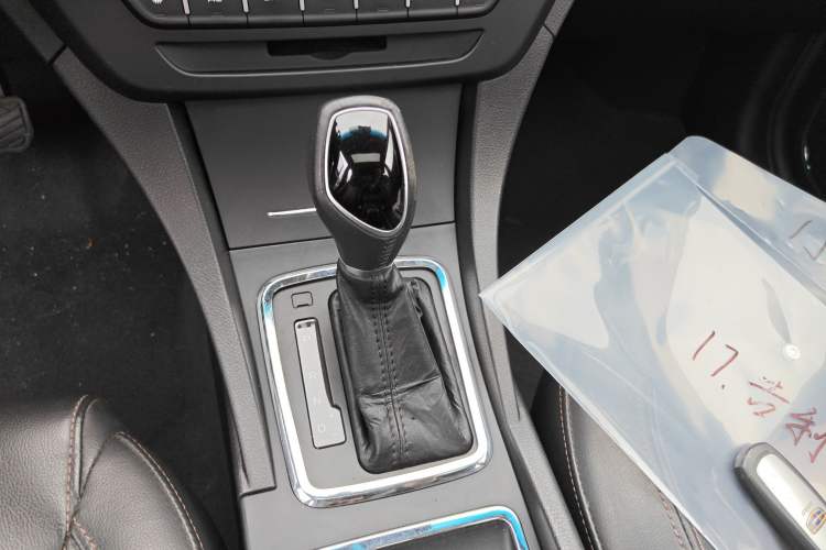 Used Geely Auto Emgrand 2017 Hatchback RS Million Edition 1.5L CVT Upward Version