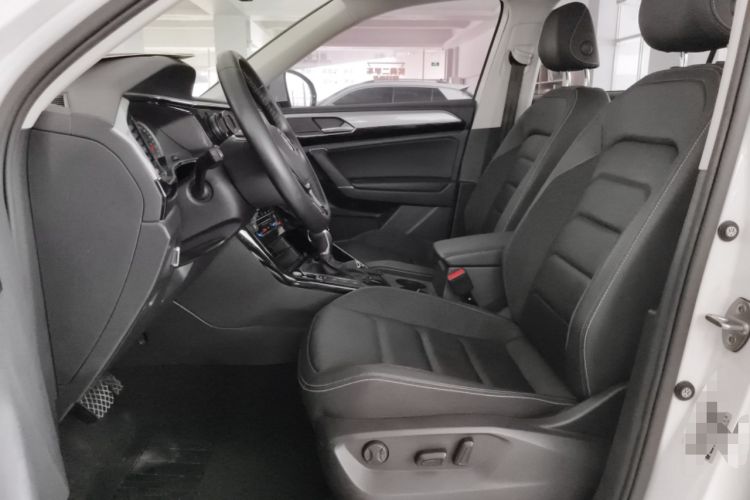 Used Volkswagen Tayron 2020 280TSI Two-Wheel Drive Luxury Connect Edition Left Front Seat