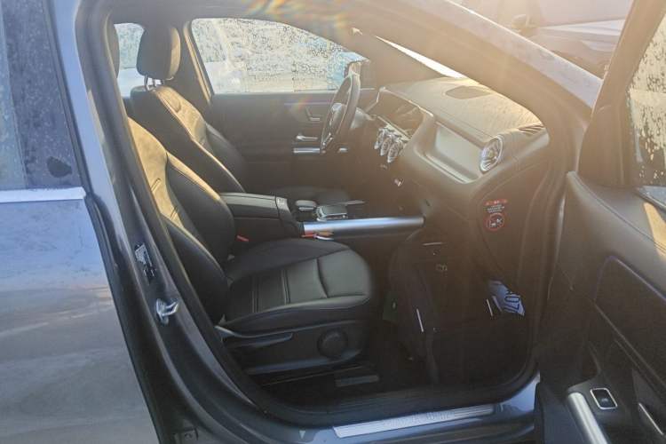 Used Mercedes-Benz EQA 2022 EQA 260